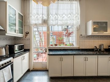 VENTA CASA 7 AMB COCHERA QUINCHO FLORESTA 268 M2