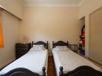 VENTA CASA 7 AMB COCHERA QUINCHO FLORESTA 268 M2