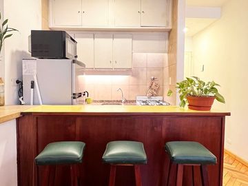 VENTA MONO CON BALCON FRENTE EN PALERMO APTO.CRED