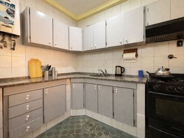 CASA MULTIFAMILIAR +LOCAL EN VENTA EN VILLA LUGANO