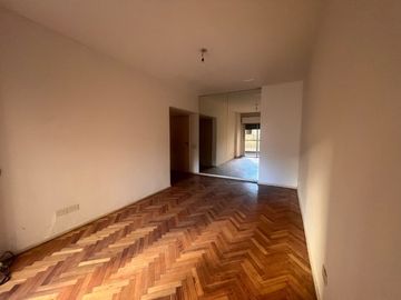 Departamento 2 ambientes, venta, Retiro, balcón