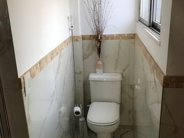 VENTA CASA ESTILO  RECICLADA A NUEVO  VILLA LURO-