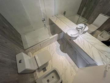 Venta Departamento 2 dormitorios 2 baños y cochera