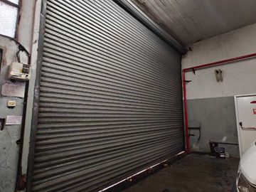 VENTA Depósito/ Galpón en Mataderos + 1300m2 cub