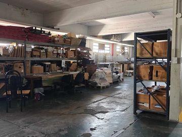 VENTA Depósito/ Galpón en Mataderos + 1300m2 cub