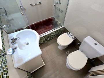 DEPARTAMENTO PISO 5 AMB ESPACIO COCHERA  BALCÓN