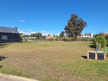 LOTE EN VENTA BARRIO SANTA JUANA CANNING