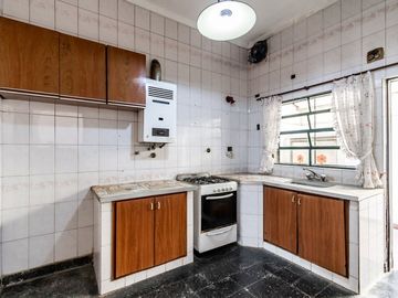 Vta PH 4 amb Liniers patio,terraza,cochera,s/expen