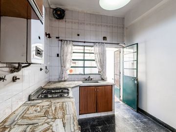 Vta PH 4 amb Liniers patio,terraza,cochera,s/expen