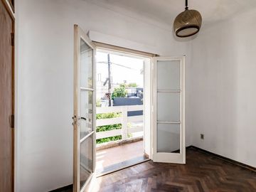 Vta PH 4 amb Liniers patio,terraza,cochera,s/expen
