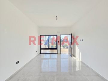 PH 2 AMB VENTA CASTELAR CON PATIO COCHERA OPCIONAL