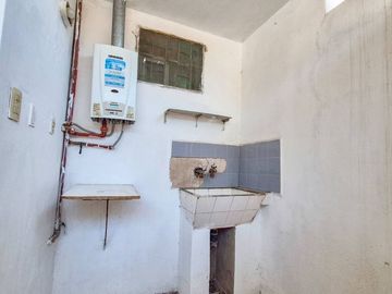 VENDO CASA 3 DORM. C/PILETA Bº CRISOL