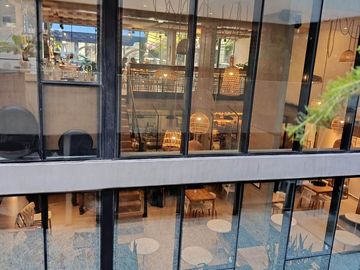 LOFT CON PATIO EN PICHINCHA APTO PROFESIONAL