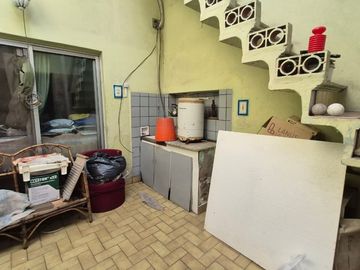 Galpón + Casa Oportunidad de Inversión Lote 559 m2