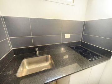 ALQUILER MONOAMBIENTE CON COCHERA. FULL AMENITIES