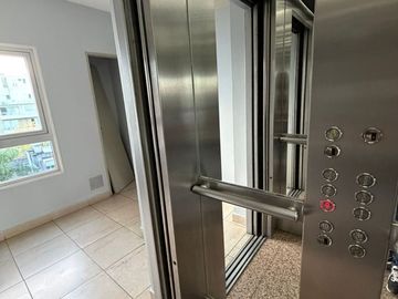 VENTA DEPARTAMENTO 2 AMB AL FRENTE EN SAAVEDRA