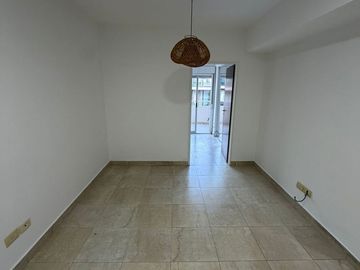 VENTA DEPARTAMENTO 2 AMB AL FRENTE EN SAAVEDRA