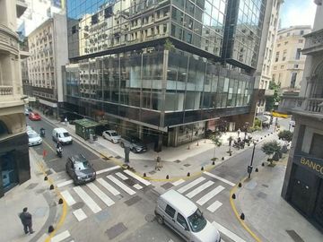 VENTA OFICINA AMOBLADA - MICROCENTRO - OPORTUNIDAD