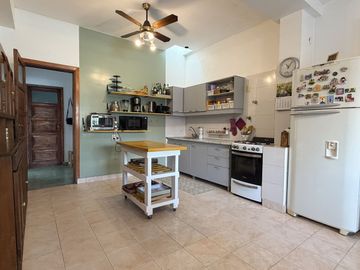 CASA 5 AMBIENTES BOULOGNE PILETA - PERMUTA