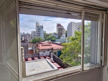 VENTA DEPTO 3 AMBIENTES MONTSERRAT S/AV ENTRE RIOS