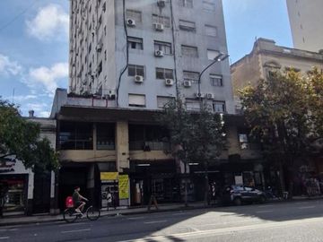 VENTA DEPTO 3 AMBIENTES MONTSERRAT S/AV ENTRE RIOS