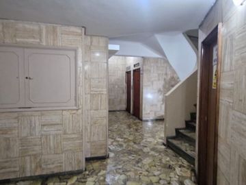 VENTA DEPTO 3 AMBIENTES MONTSERRAT S/AV ENTRE RIOS
