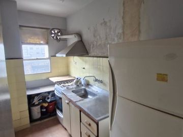 VENTA DEPTO 3 AMBIENTES MONTSERRAT S/AV ENTRE RIOS