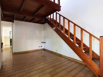 Venta casa 3 amb c/ cochera Castelar