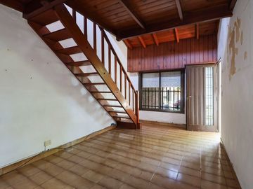 Venta casa 3 amb c/ cochera Castelar