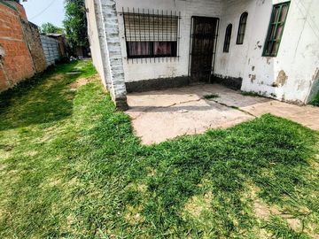 Venta casa multifamiliar PILAR DERQUI 460mtr total