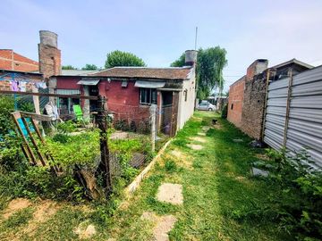 Venta casa multifamiliar PILAR DERQUI 460mtr total