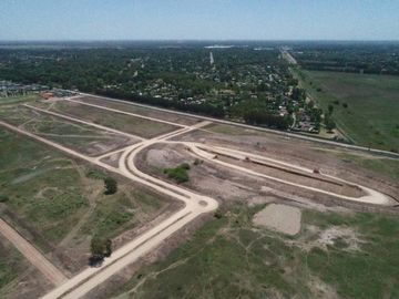 VENTA LOTE 712 M2 SAINT THOMAS CHICO FINANCIADO
