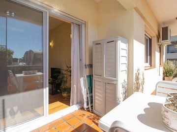 DEPARTAMENTO 3 AMBIENTES,  CON BALCON CORRIDO