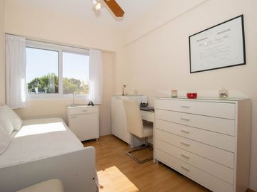 DEPARTAMENTO 3 AMBIENTES,  CON BALCON CORRIDO