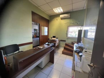 GALPON EN VENTA CON OFICINAS EN AVELLANEDA