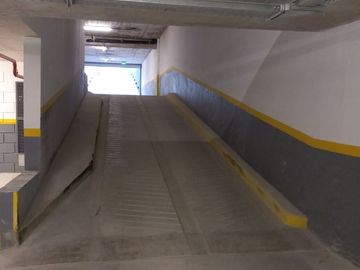 COCHERA ALMAGRO CATEGORÍA SEGURIDAD