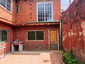 CASA EN VENTA VILLA SOLDATI CAPITAL 5 AMBIENTES