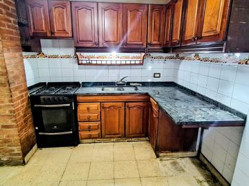 CASA EN VENTA VILLA SOLDATI CAPITAL 5 AMBIENTES