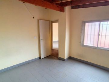 CASA EN VENTA VILLA SOLDATI CAPITAL 5 AMBIENTES