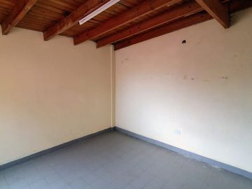 CASA EN VENTA VILLA SOLDATI CAPITAL 5 AMBIENTES