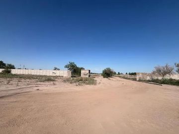 VENTA DE LOTE EN COMPLEJO PIEDRA MORA.