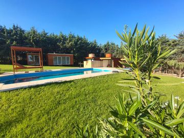 Se vende complejo de cabañas, lujan de cuyo, Mendo
