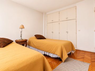 Venta dpto. 4 ambientes balcón dependencia Palermo