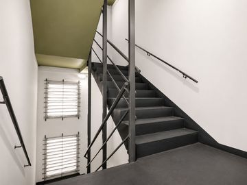 Depósito 3 Pisos Apto Poli Rubro Venta Paternal