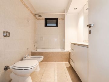 Depto en Venta 4 ambientes Balcón Cocheras Palermo
