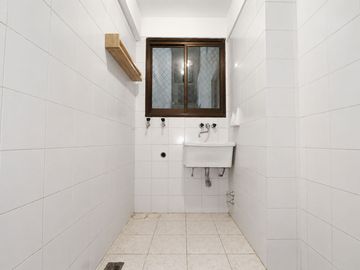 Depto en Venta 4 ambientes Balcón Cocheras Palermo
