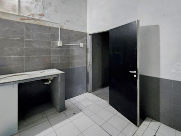 ALQUILER  IMPONENTE COMPLEJO PARA USOS VARIOS
