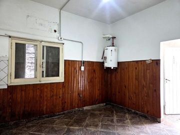 LOTE CON 5 DPTOS Y FONDO LIBRE.IDEAL INVERSOR