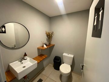 VENTA DTO 3 AMB LINIERS PATIO COCHERA AMENITIES