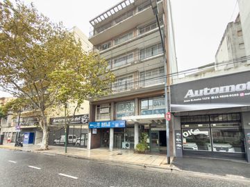 VELEZ SARFIELD 2 AMB PB CON PATIO BAJAS EXPENSAS